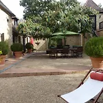 Le Noyer