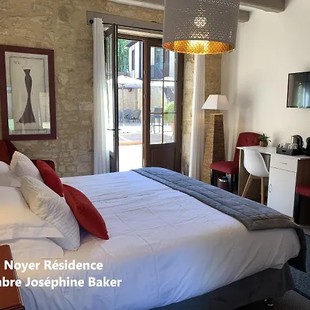 Le Noyer 4*