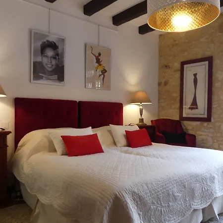 Le Noyer فندق مبيت وإفطار 4*