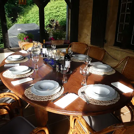 Le Noyer 4*