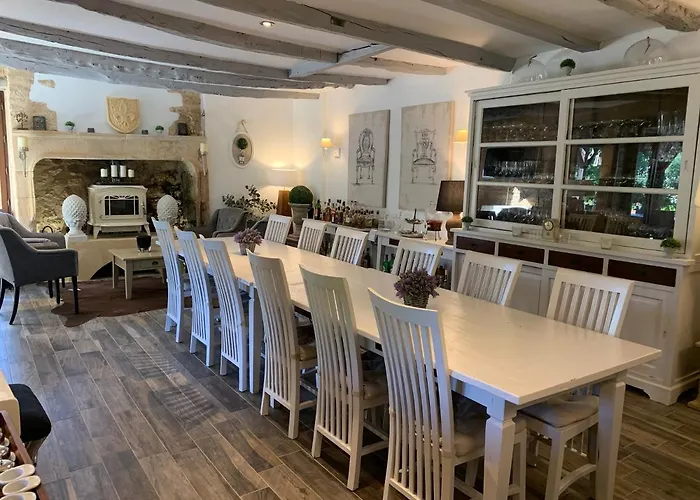 Bed & Breakfast Le Noyer 4*