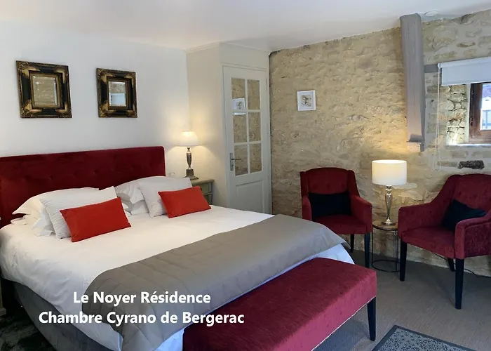 Le Noyer Bed & Breakfast 4*