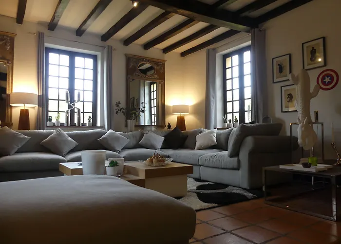 Le Noyer Bed & Breakfast 4*