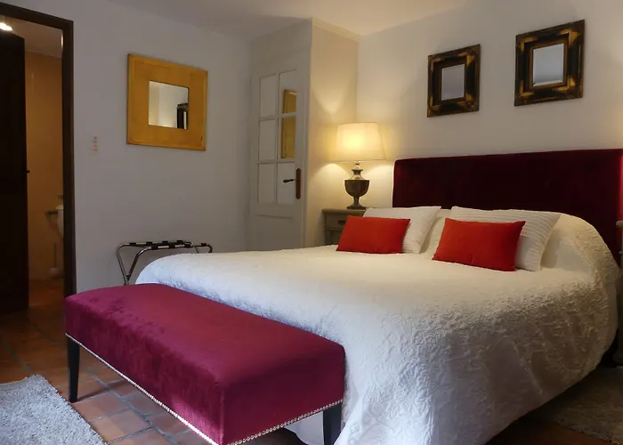 Bed & Breakfast Le Noyer 4*