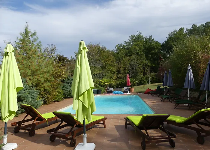 Le Noyer Bed & Breakfast